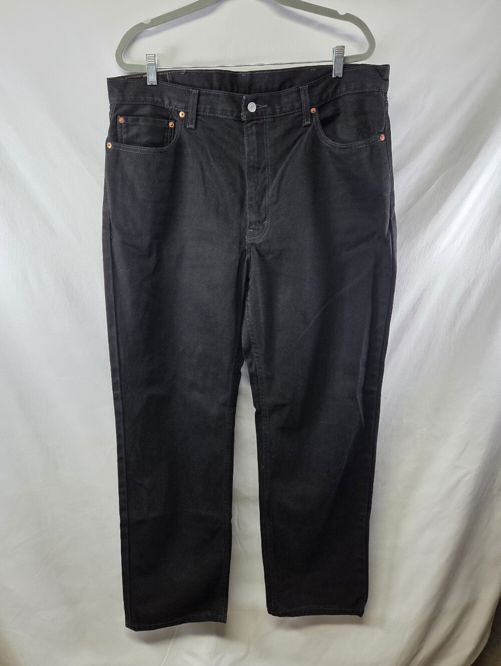 Levi's 550 Men's Black Straight-Leg Jeans - Classic Fit 40x32